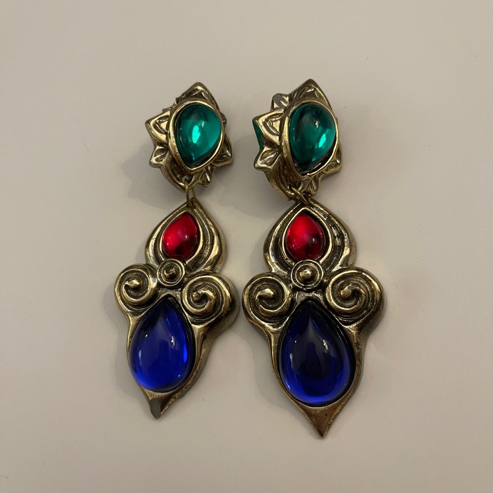 Vintage Gripoix Clip On Earrings